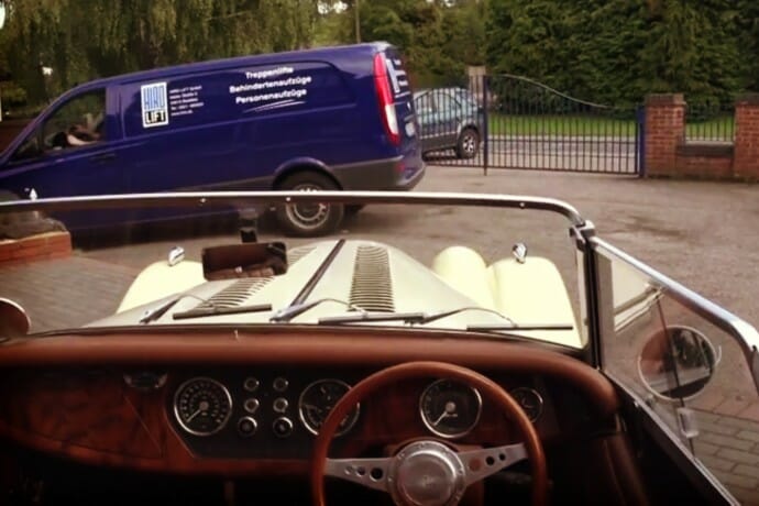 Die "Morgan Garage" in Little Hallingburry | hiro